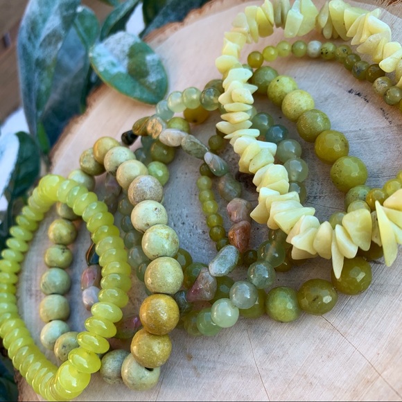 Natural Yellow Turquoise, Green Serpentine & Jade Gemstone Mixed Bead Bracelets - Picture 4 of 8